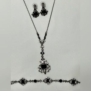 Givenchy jewelry set